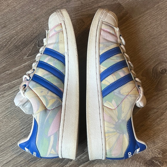 adidas gazelle silver green womens adidas Women's Superstar Sneakers 7 main image 1